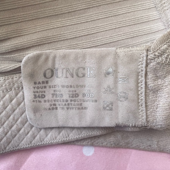 Bare bra - Picture 5 of 6